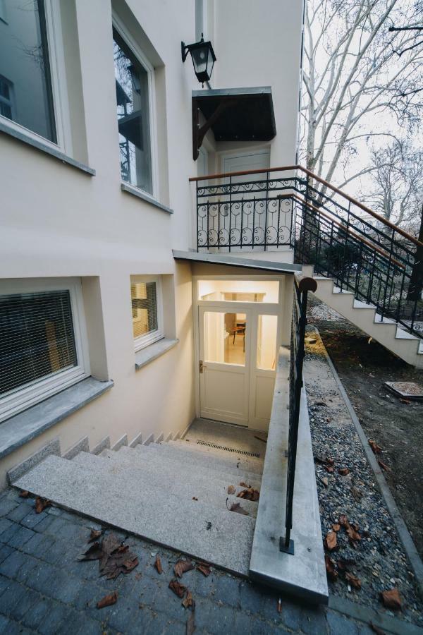 M6 Main Square Stylish One Bedroom Апартаменти Краків